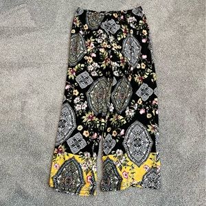 Melissa Paige flowy wide leg elastic waist pants